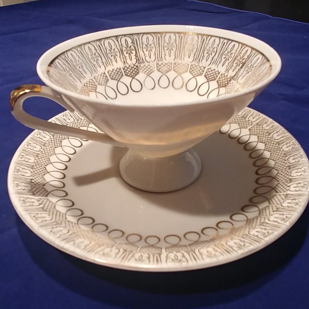 china set tea cup and plate  Set of 2 gold